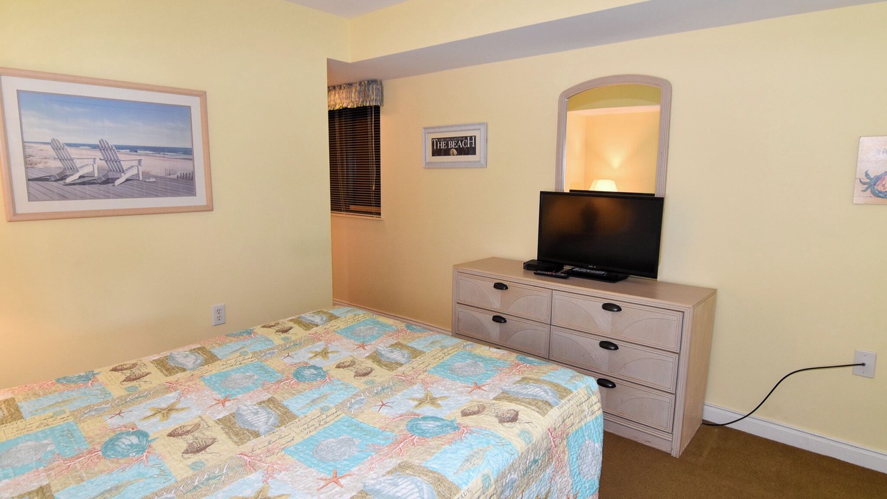 Photo of Bedroom in Ocean Drive