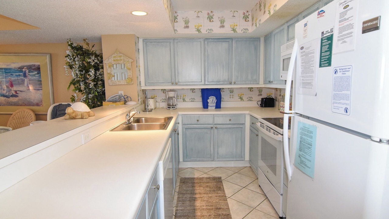 Photo of Kitchen in Ocean Drive