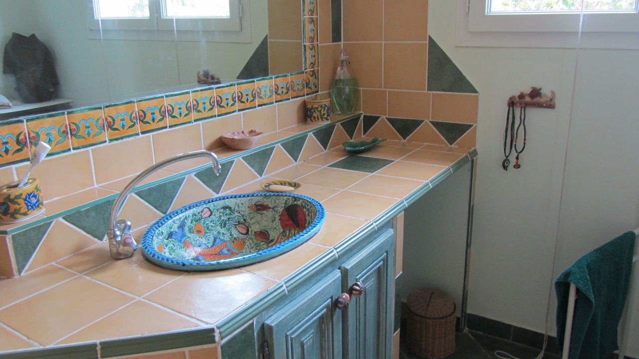 Photo of Bathroom in Tourbes