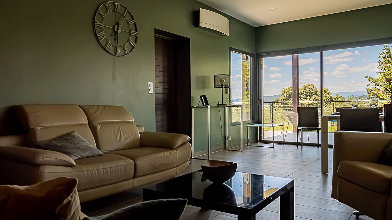 Photo of Livingroom in Saint-Privat-de-Champclos