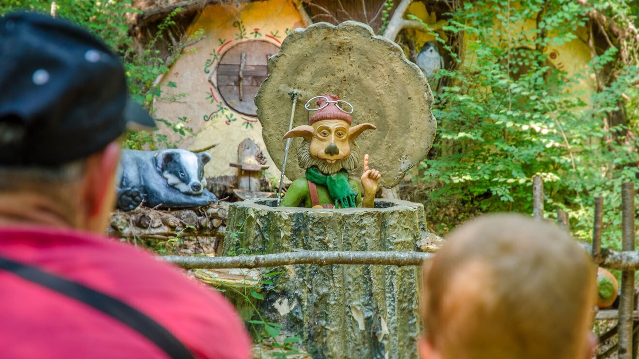 Photo of Others in Dienne