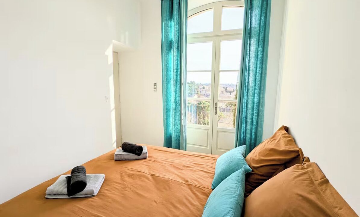 Photo of Bedroom in Beaumes-de-Venise
