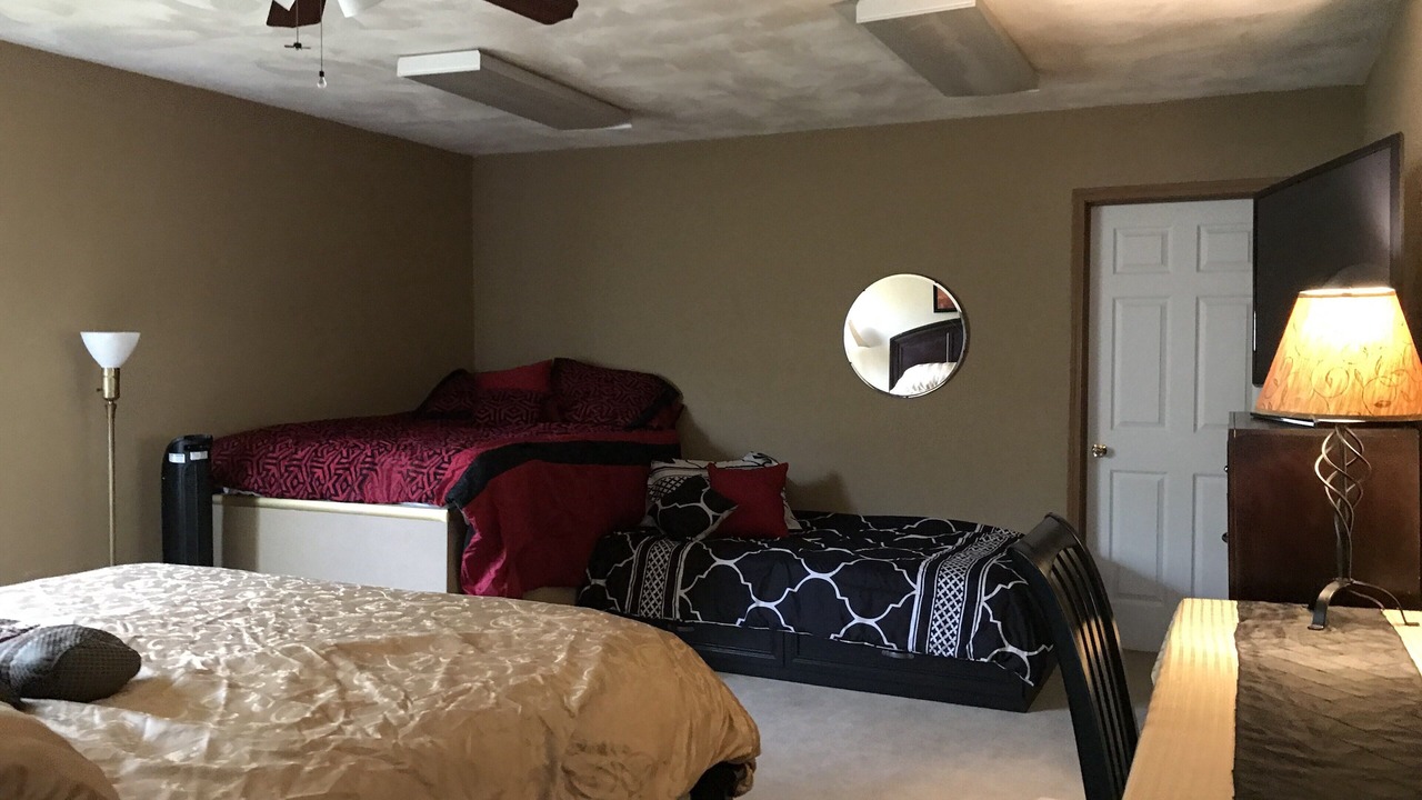 Photo of Bedroom in Eureka