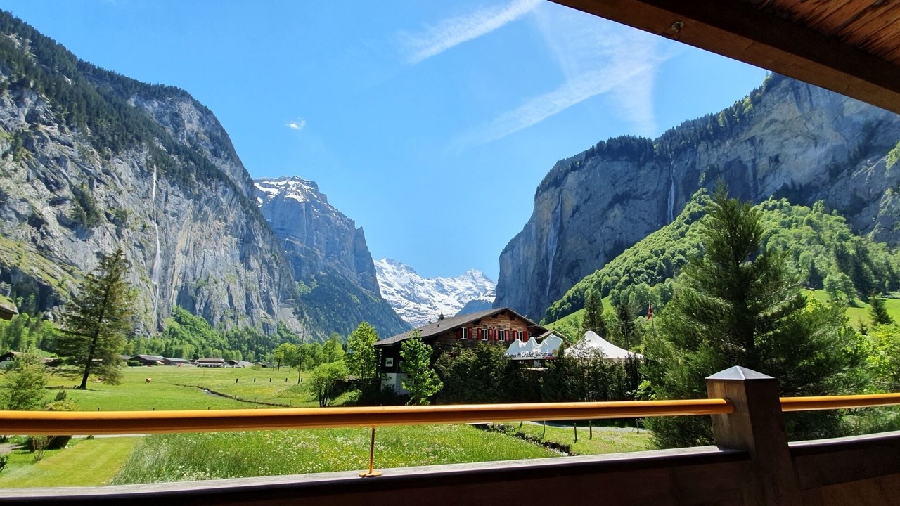 Photo of Patio Balcony in Lauterbrunnen