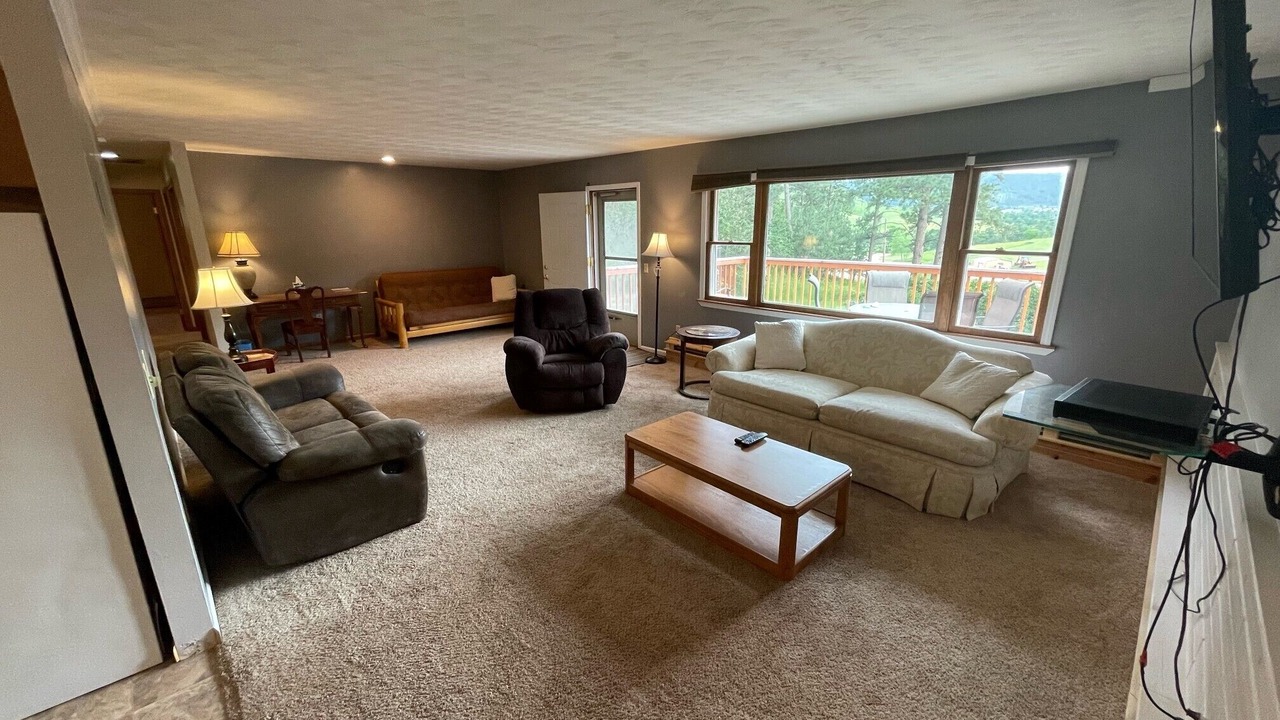 Photo of Livingroom in Piedmont