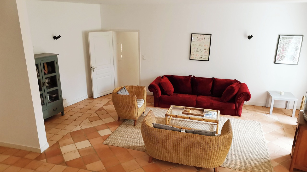 Photo of Livingroom in Bourneau