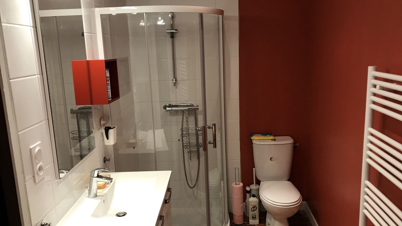 Photo of Bathroom in Devillac