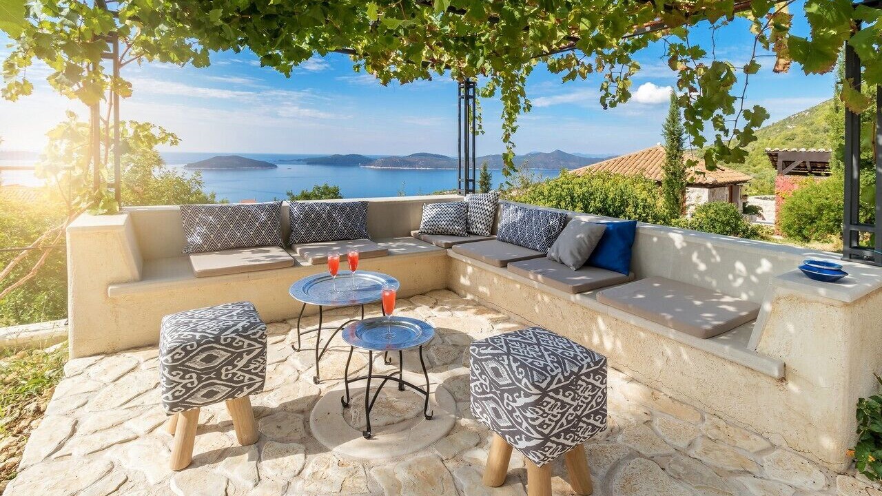 Photo of Patio Balcony in Brsecine