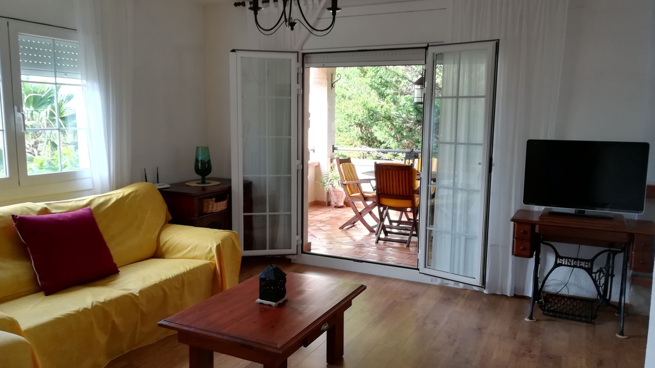 Photo of Livingroom in El Castell de Montornes