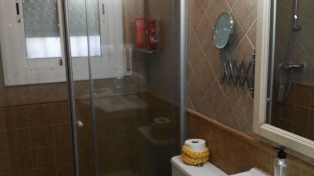 Photo of Bathroom in El Castell de Montornes