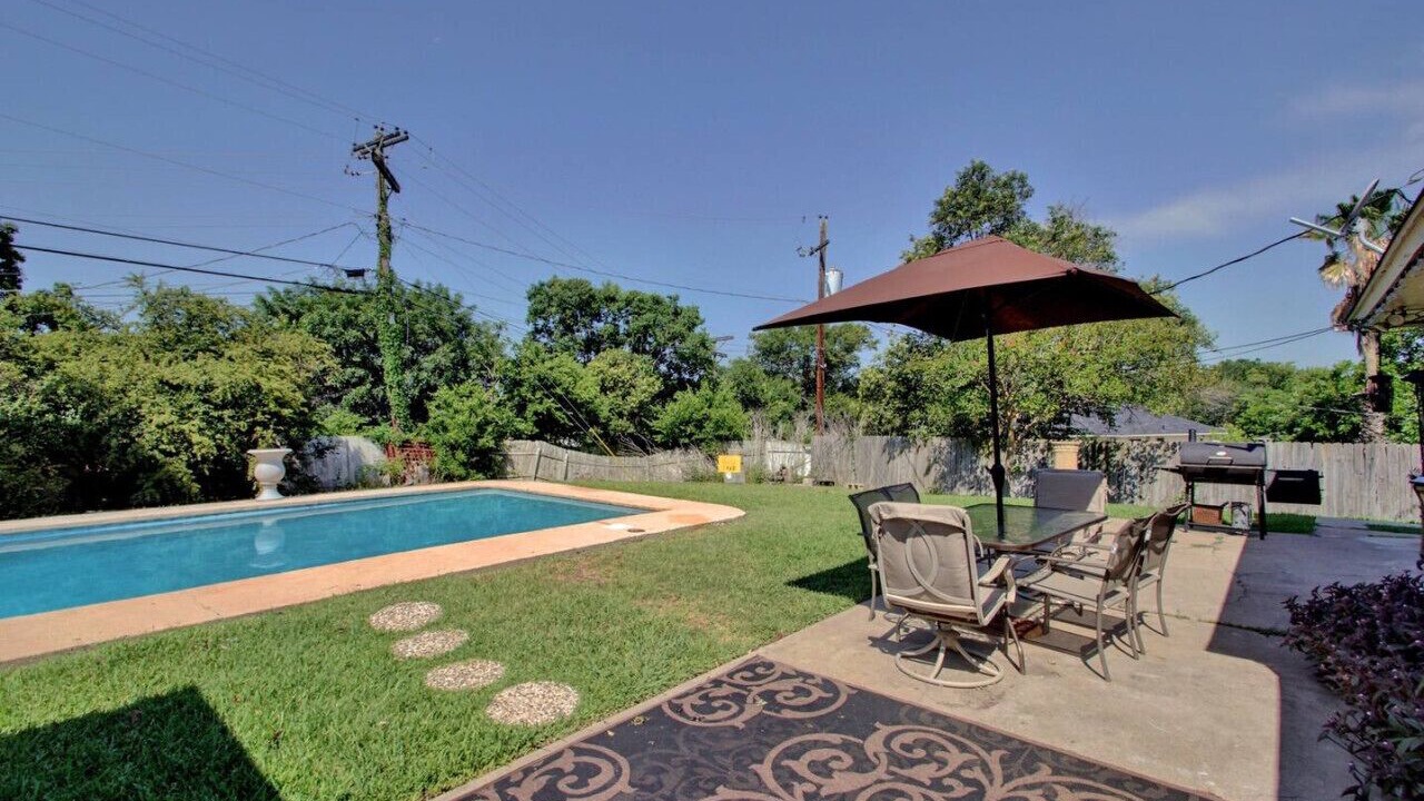 Photo of Outdoor in Pecan Springs Springdale