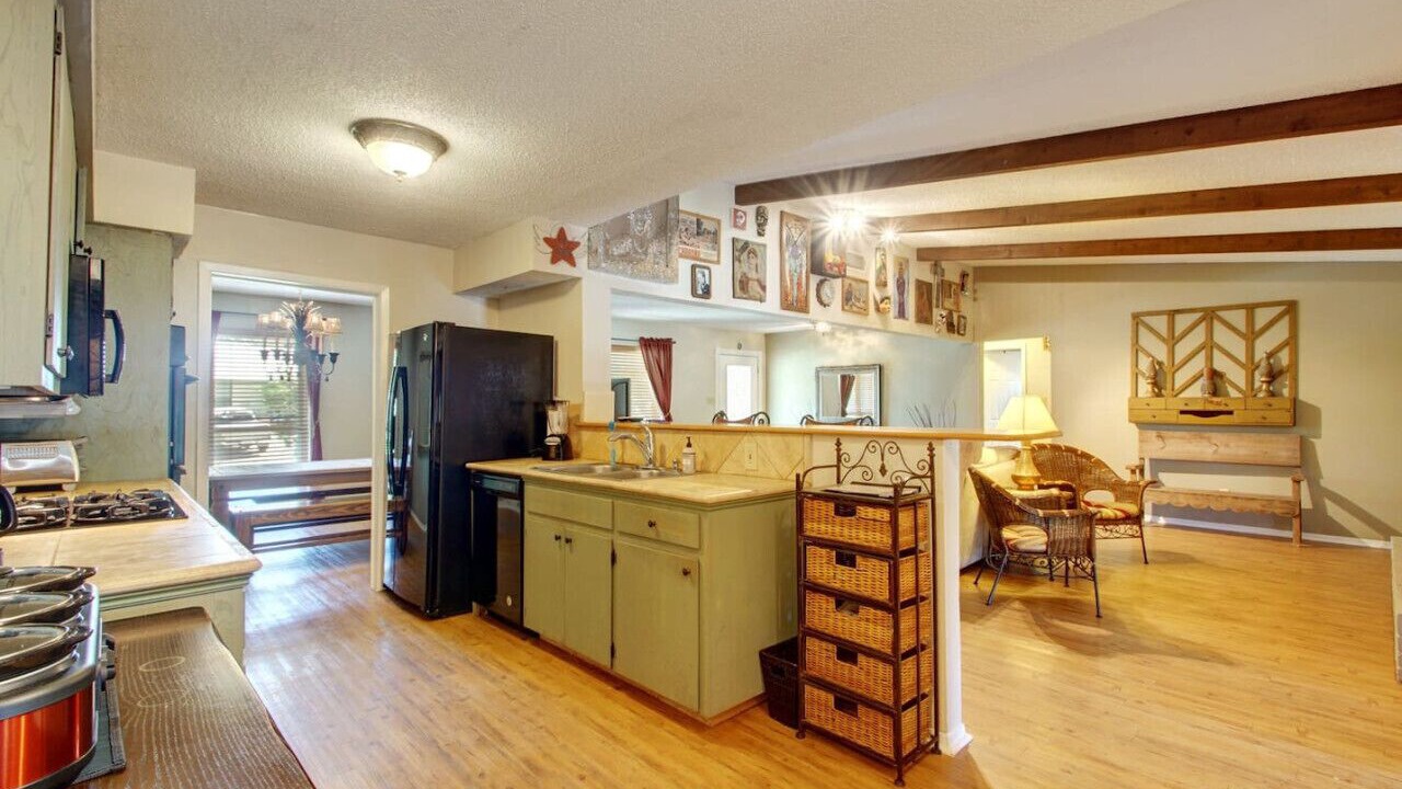 Photo of Kitchen in Pecan Springs Springdale