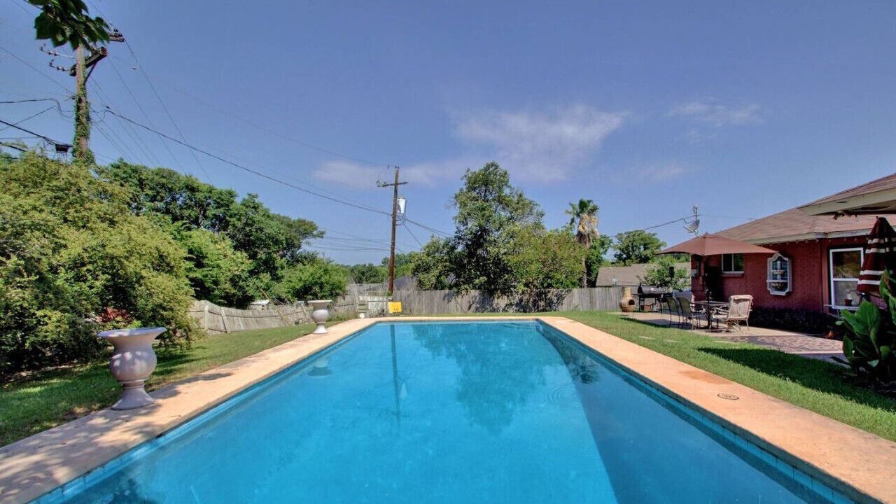 Photo of Outdoor in Pecan Springs Springdale