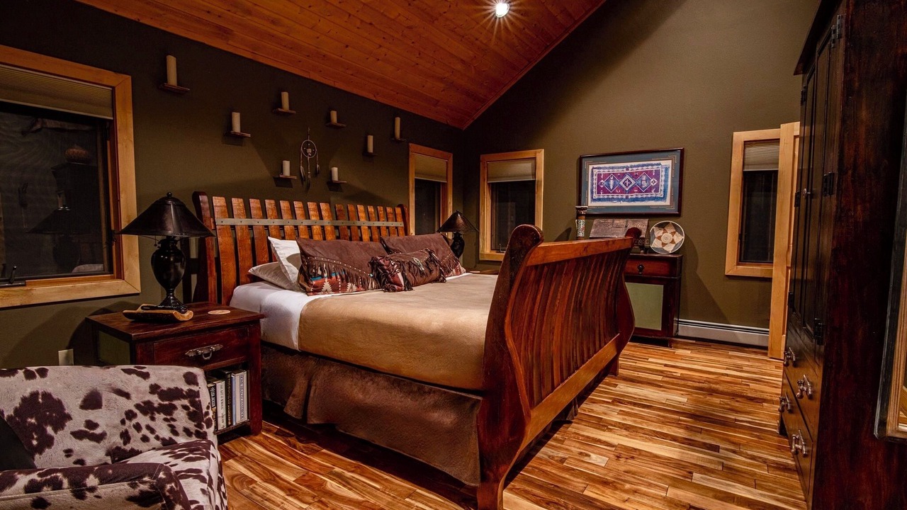 Photo of Bedroom in Black Hawk