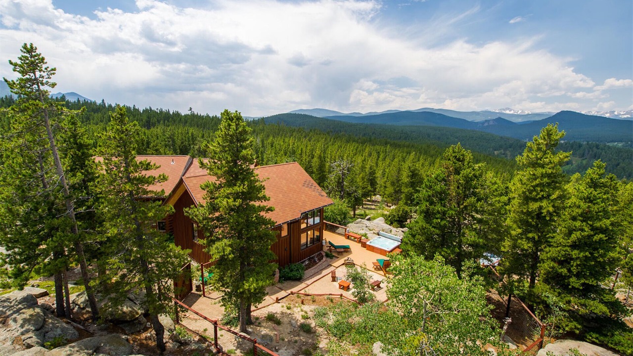 Photo of Outdoor in Black Hawk