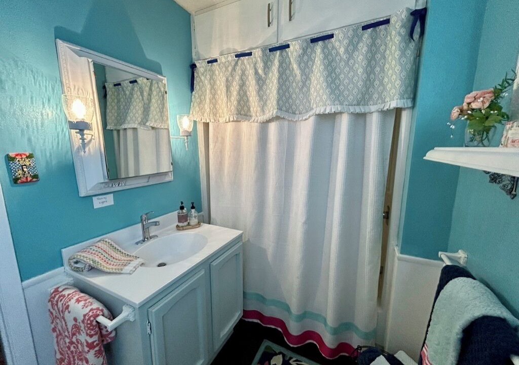 Photo of Bathroom in Progreso Lakes