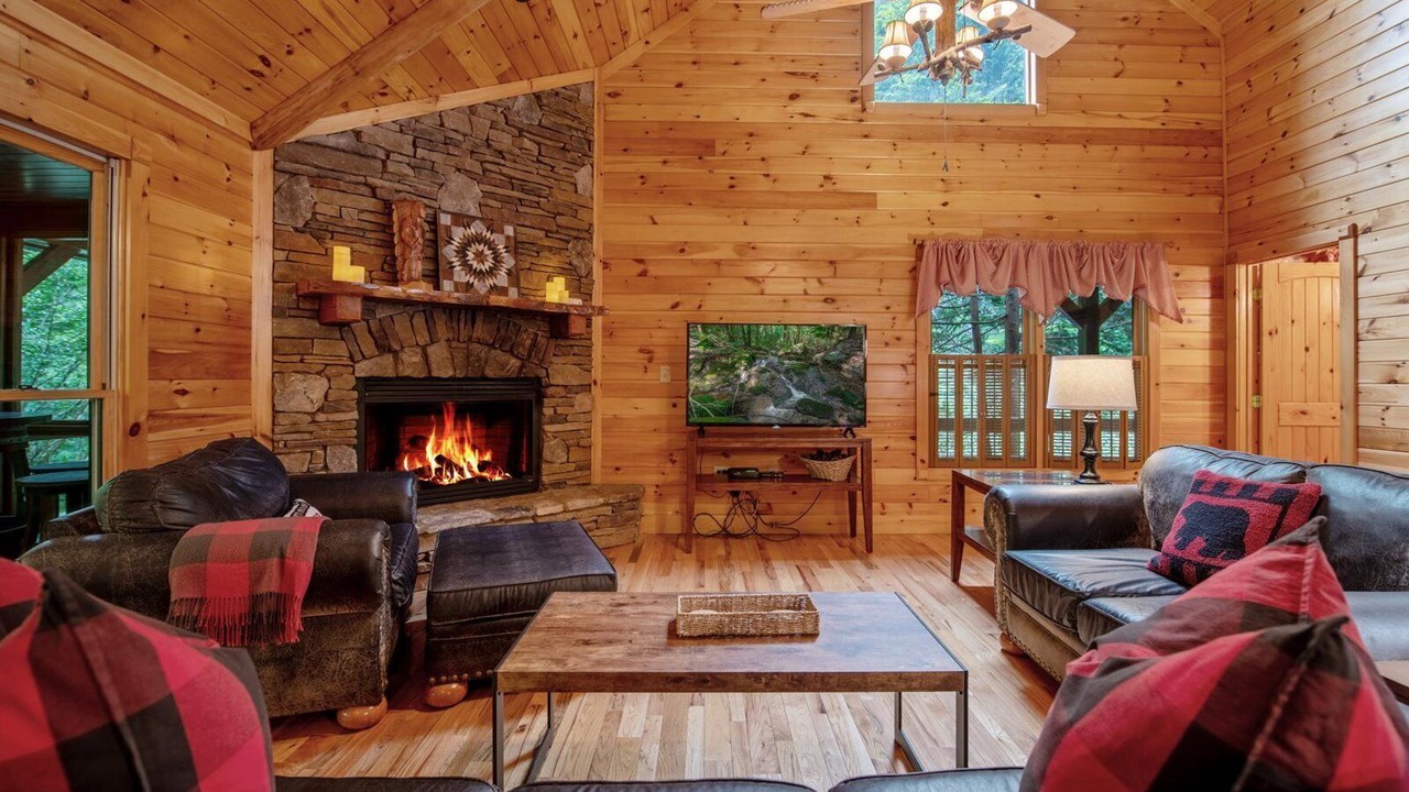 Photo of Bedroom in Foxfire Estates