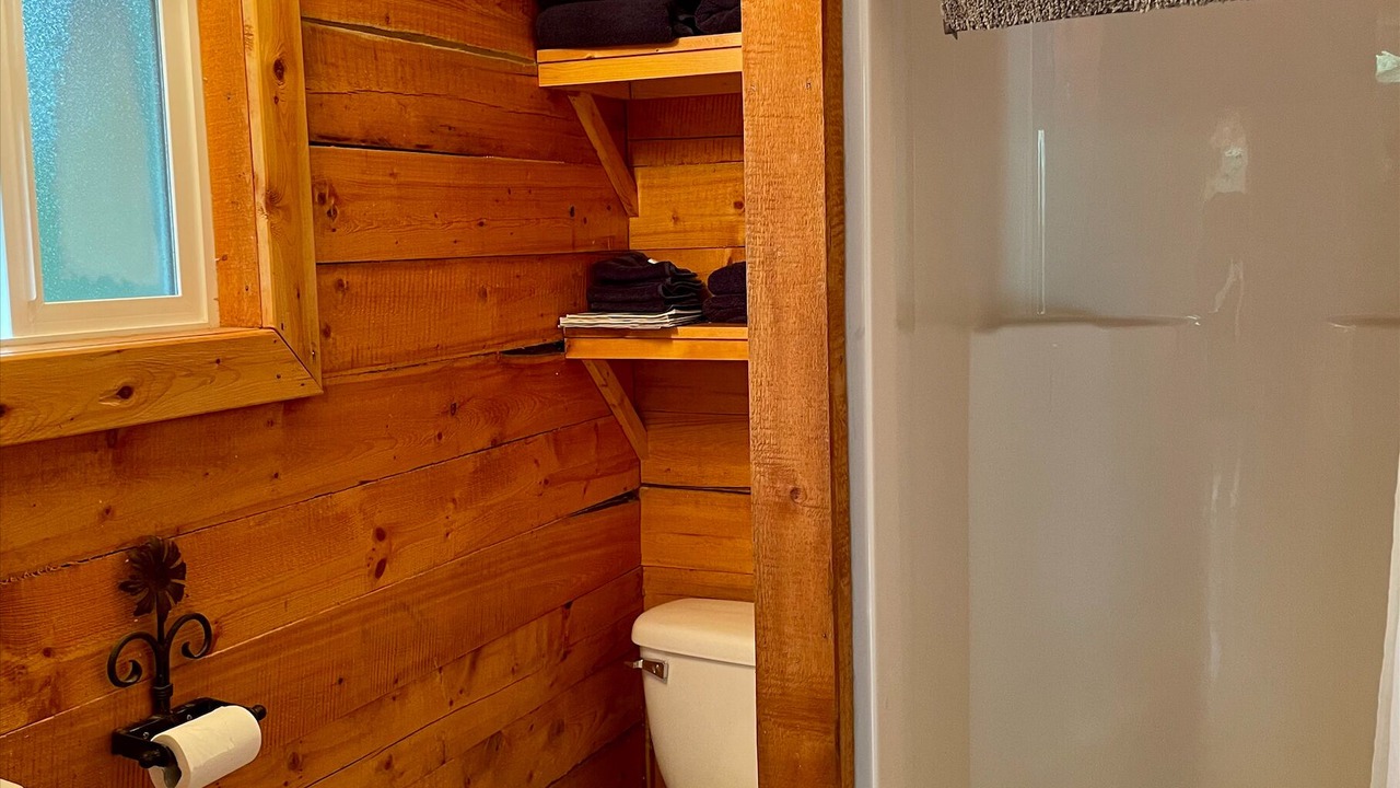 Photo of Bathroom in Cooper Landing