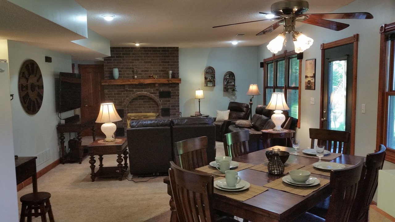 Photo of Livingroom in Harrisonville