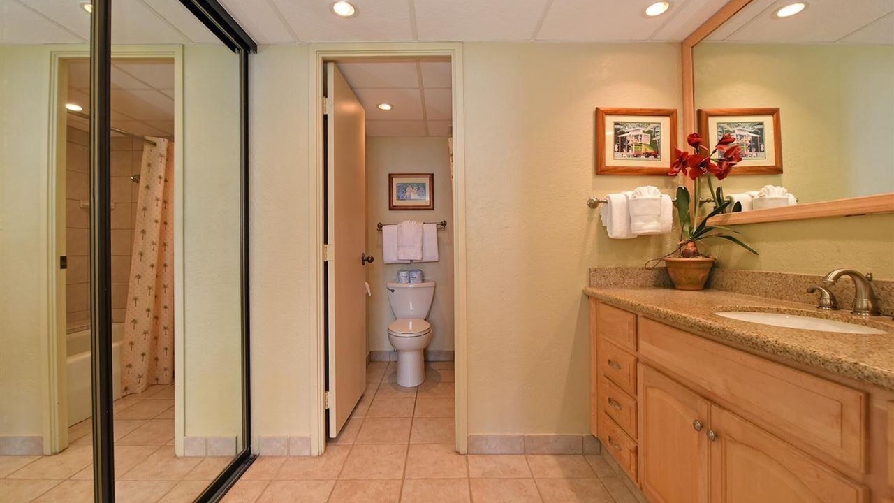 Photo of Bathroom in Honokowai