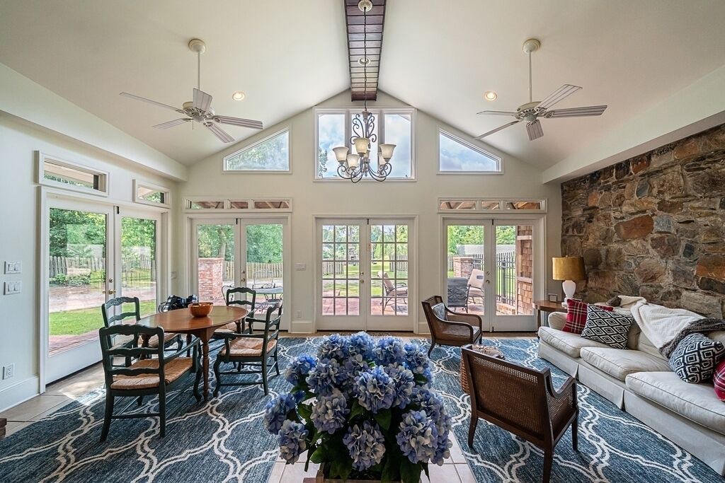 Photo of Livingroom in North Buckhead