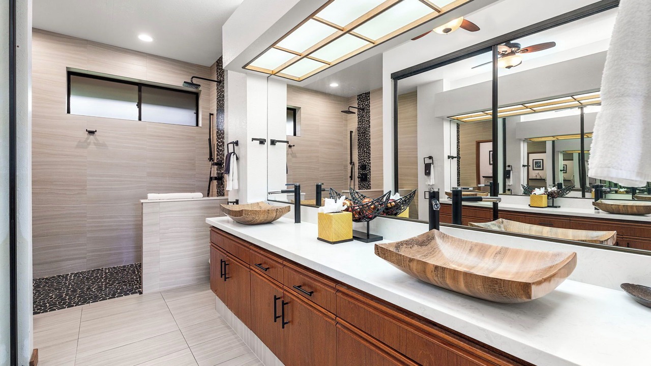 Photo of Bathroom in Waikoloa