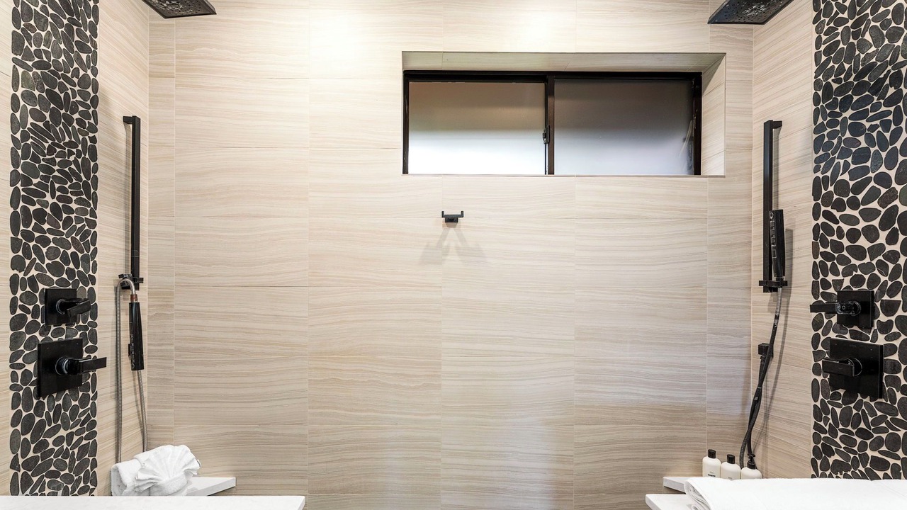 Photo of Bathroom in Waikoloa