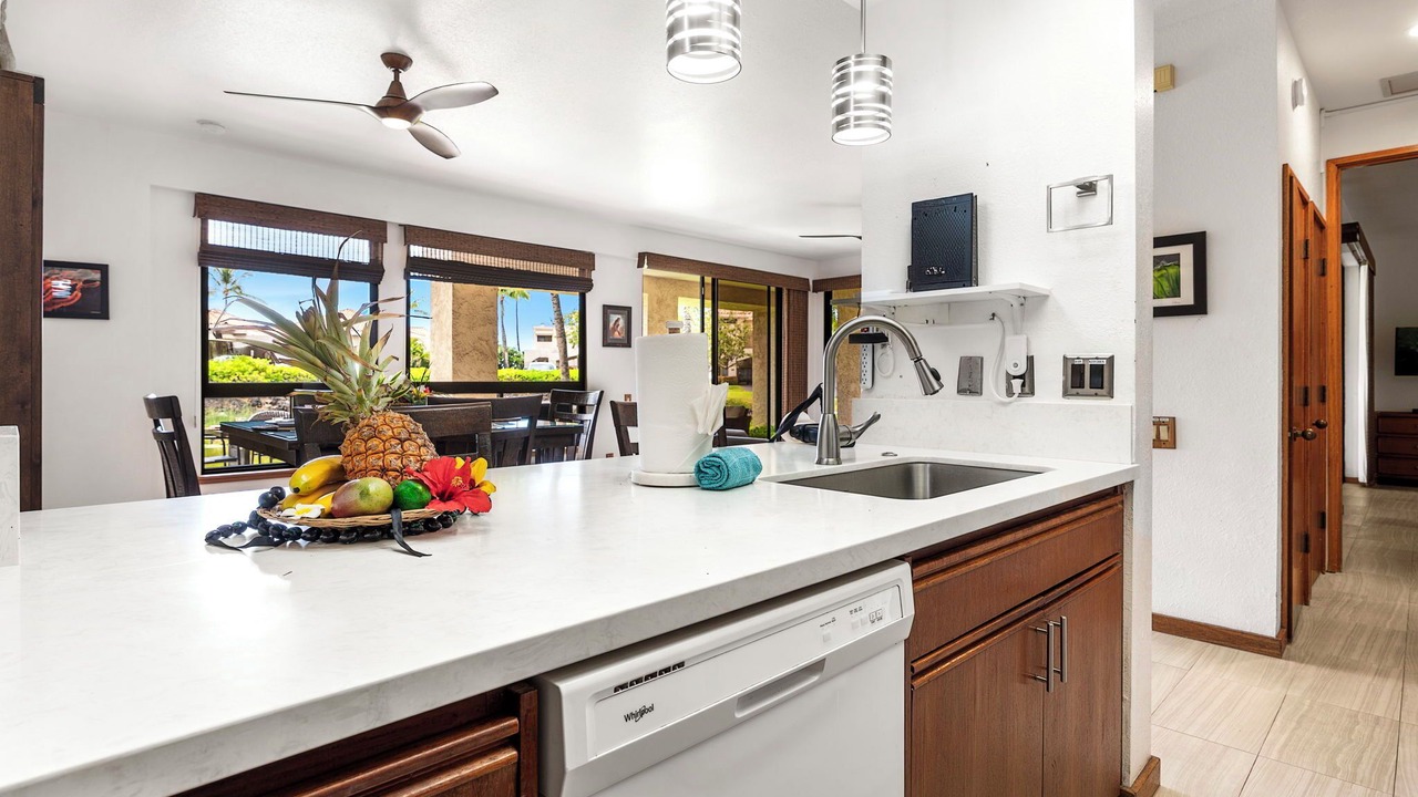 Photo of Kitchen in Waikoloa