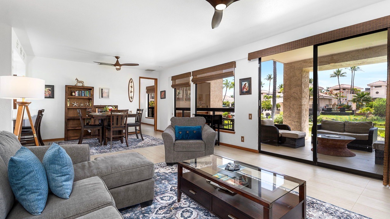Photo of Livingroom in Waikoloa