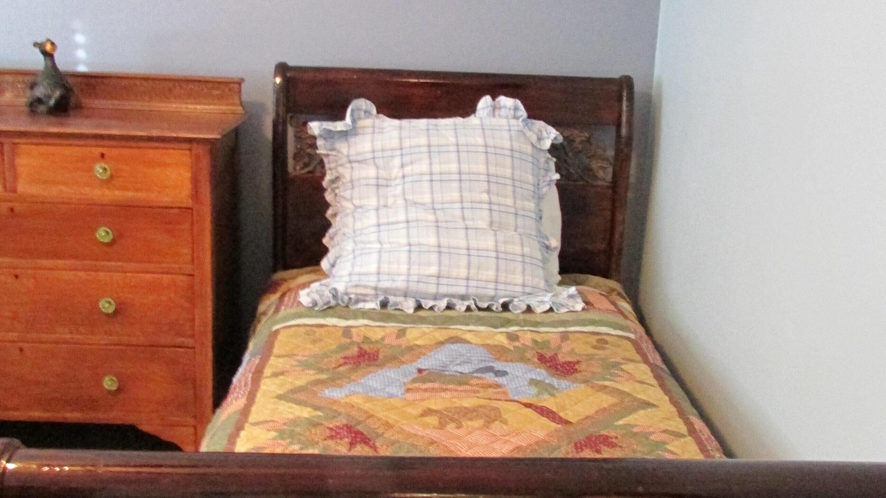 Photo of Bedroom in Highland Woods