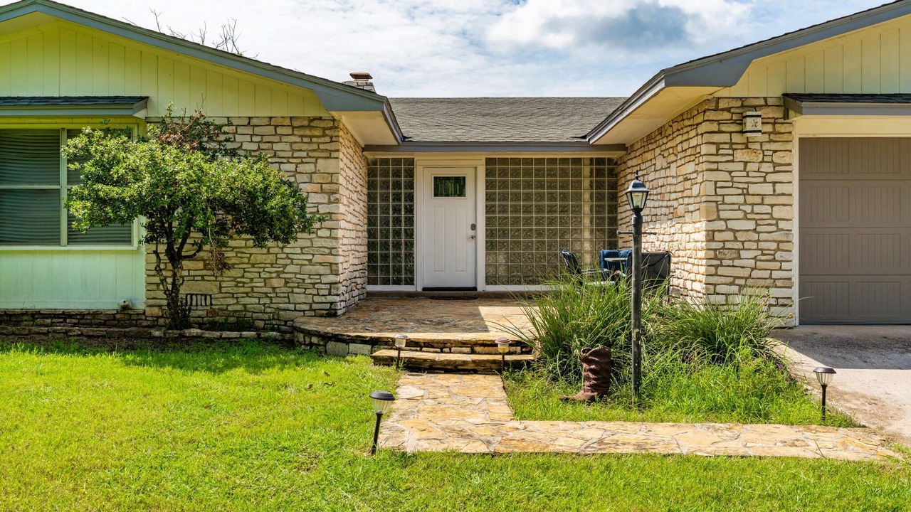 Photo of Others in Burnet