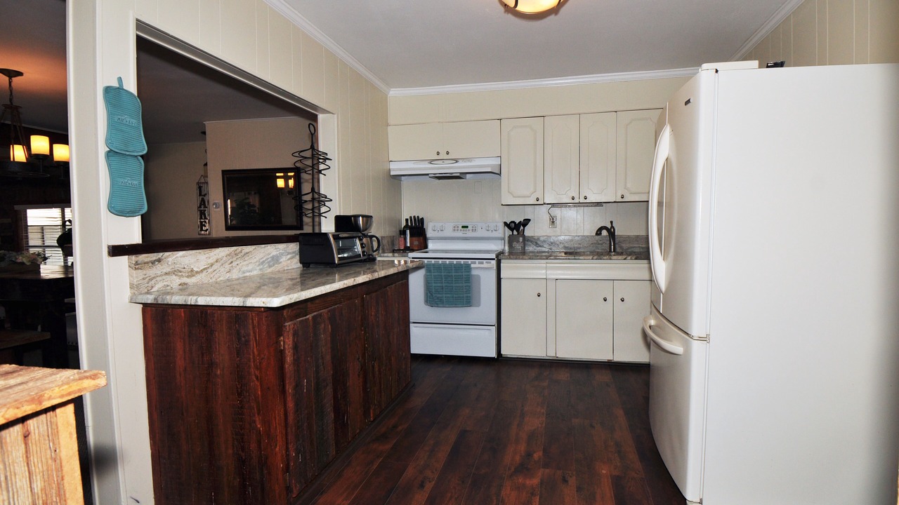 Photo of Kitchen in McQueeney