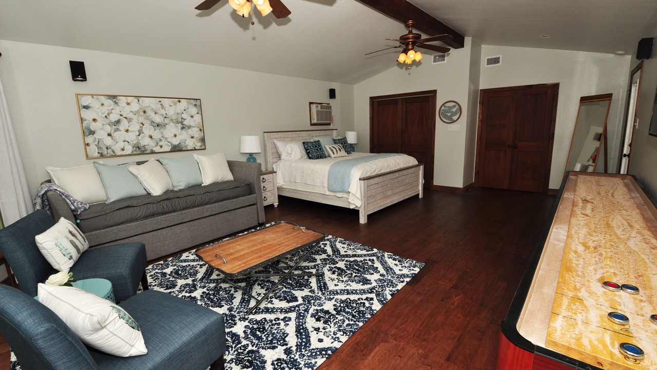 Photo of Bedroom in McQueeney