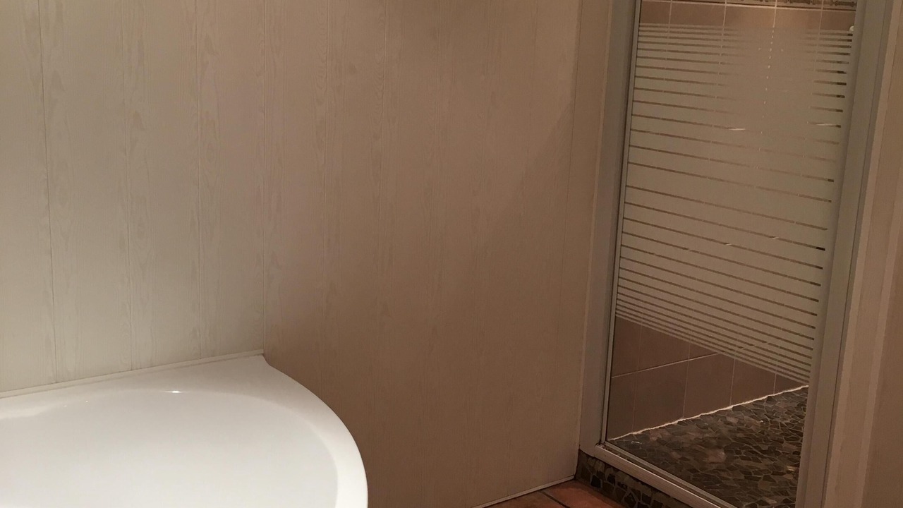 Photo of Bathroom in Rieupeyroux