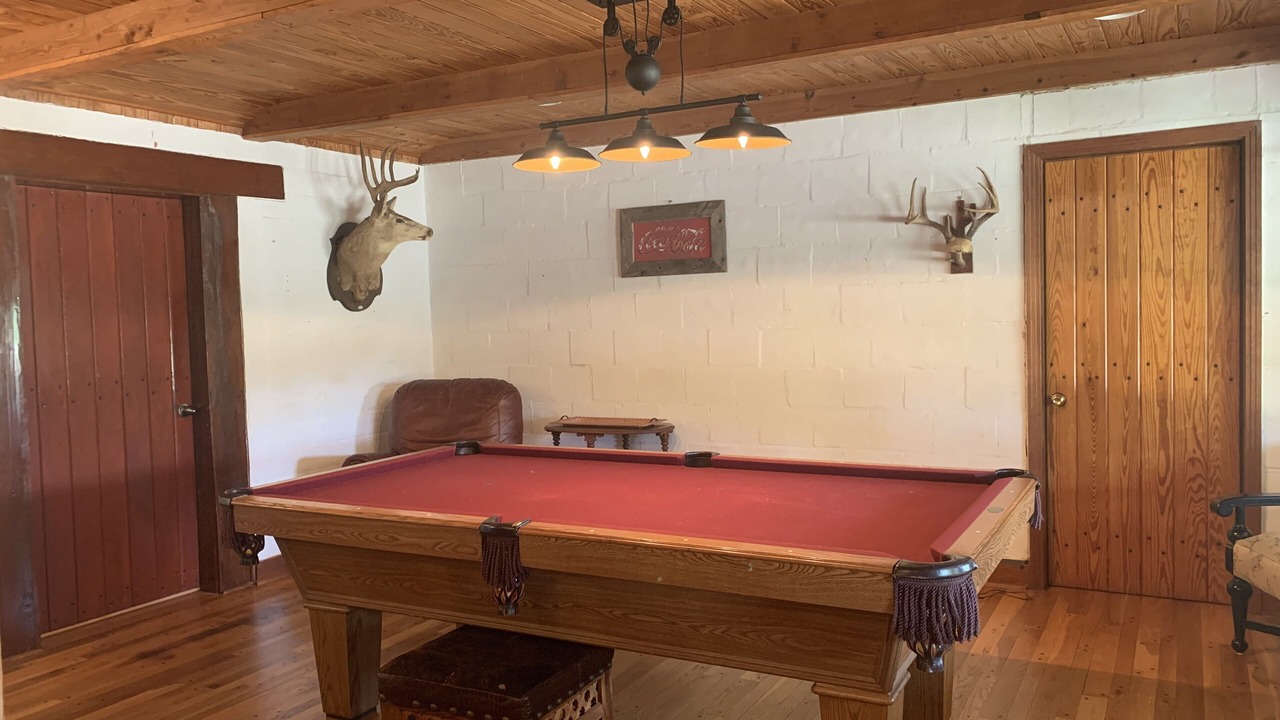 Photo of Bedroom in Vanderpool