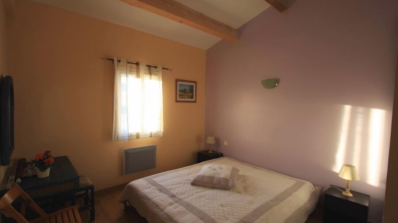 Photo of Bedroom in Saint-Quentin-la-Poterie