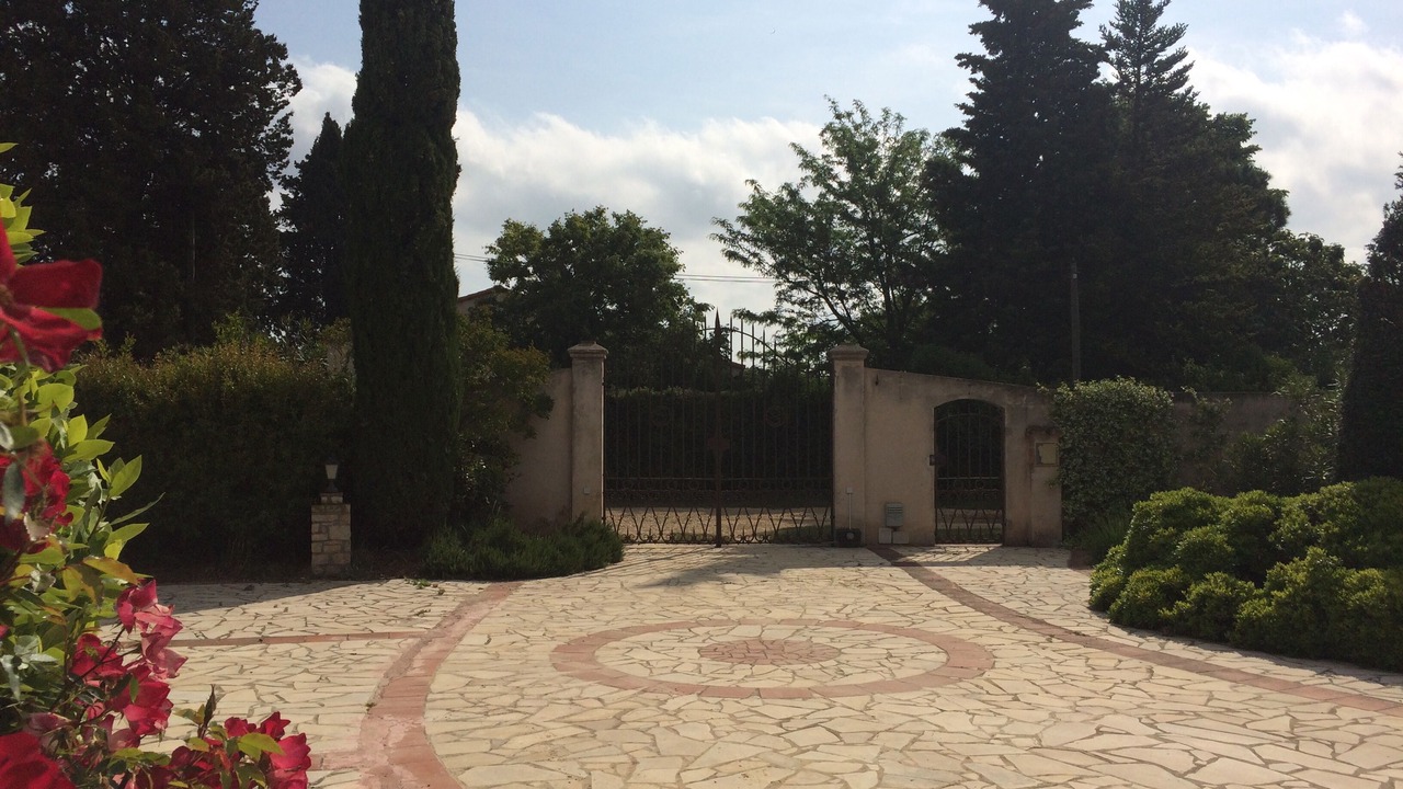 Photo of Outdoor in Arles