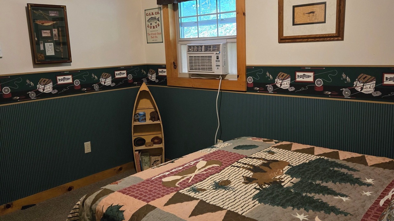 Photo of Bedroom in Croghan