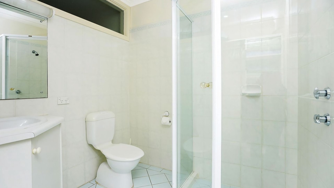 Photo of Bathroom in Hayborough