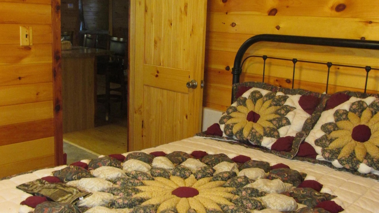 Photo of Bedroom in Doniphan