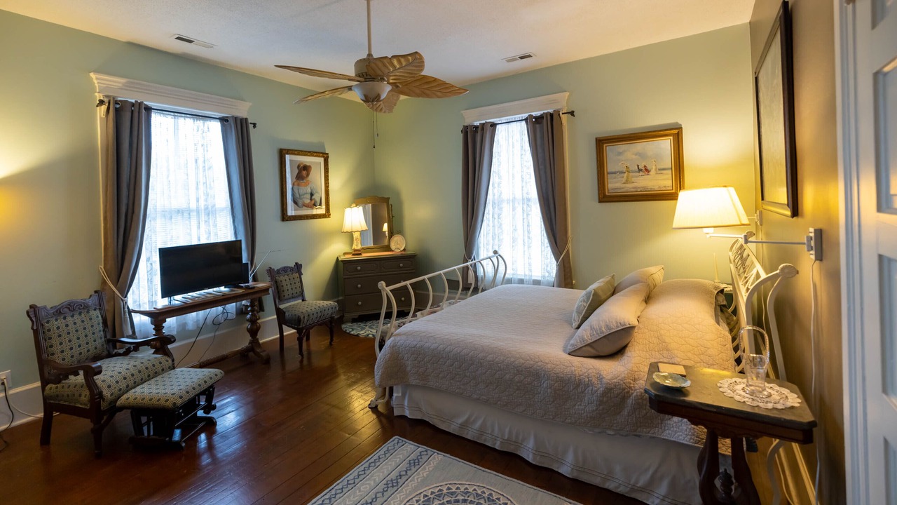 Photo of Bedroom in Washington