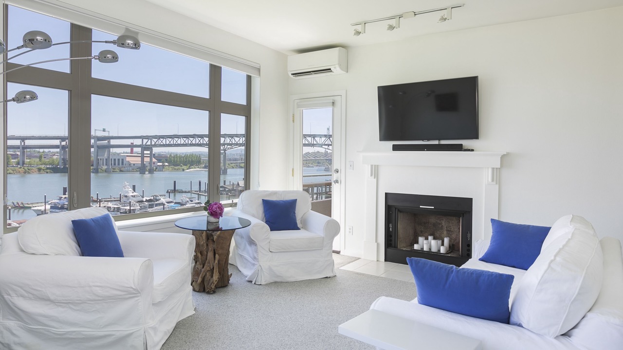 Photo of Others in Downtown Portland