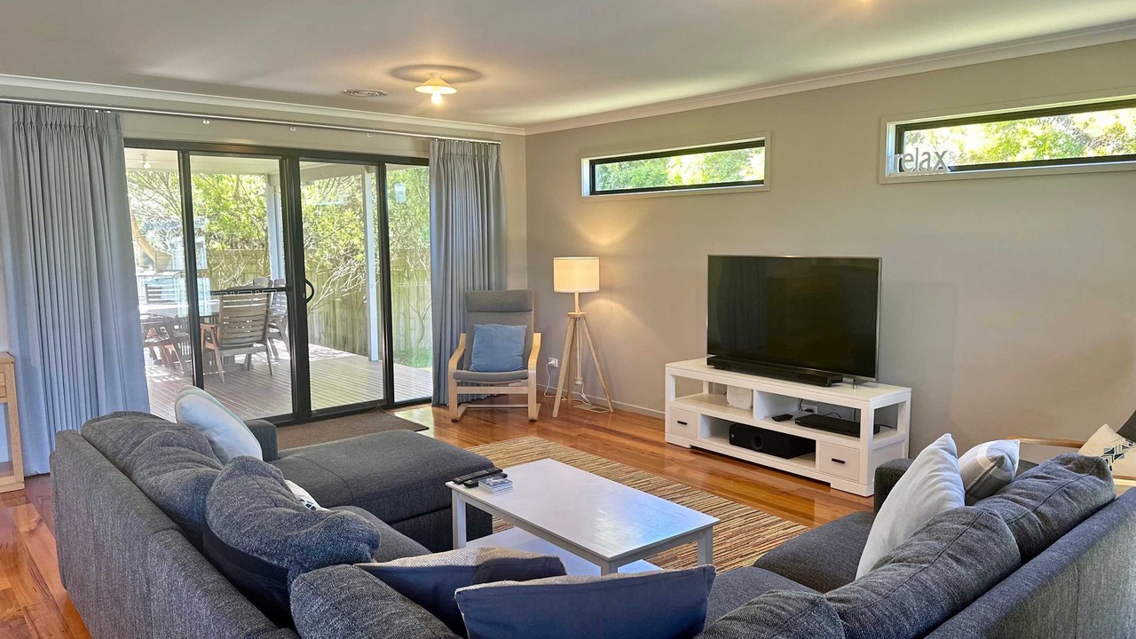 Photo of Livingroom in Sandy Point