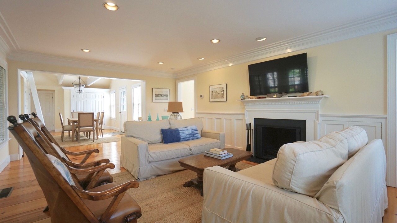 Photo of Livingroom in Nantucket Town