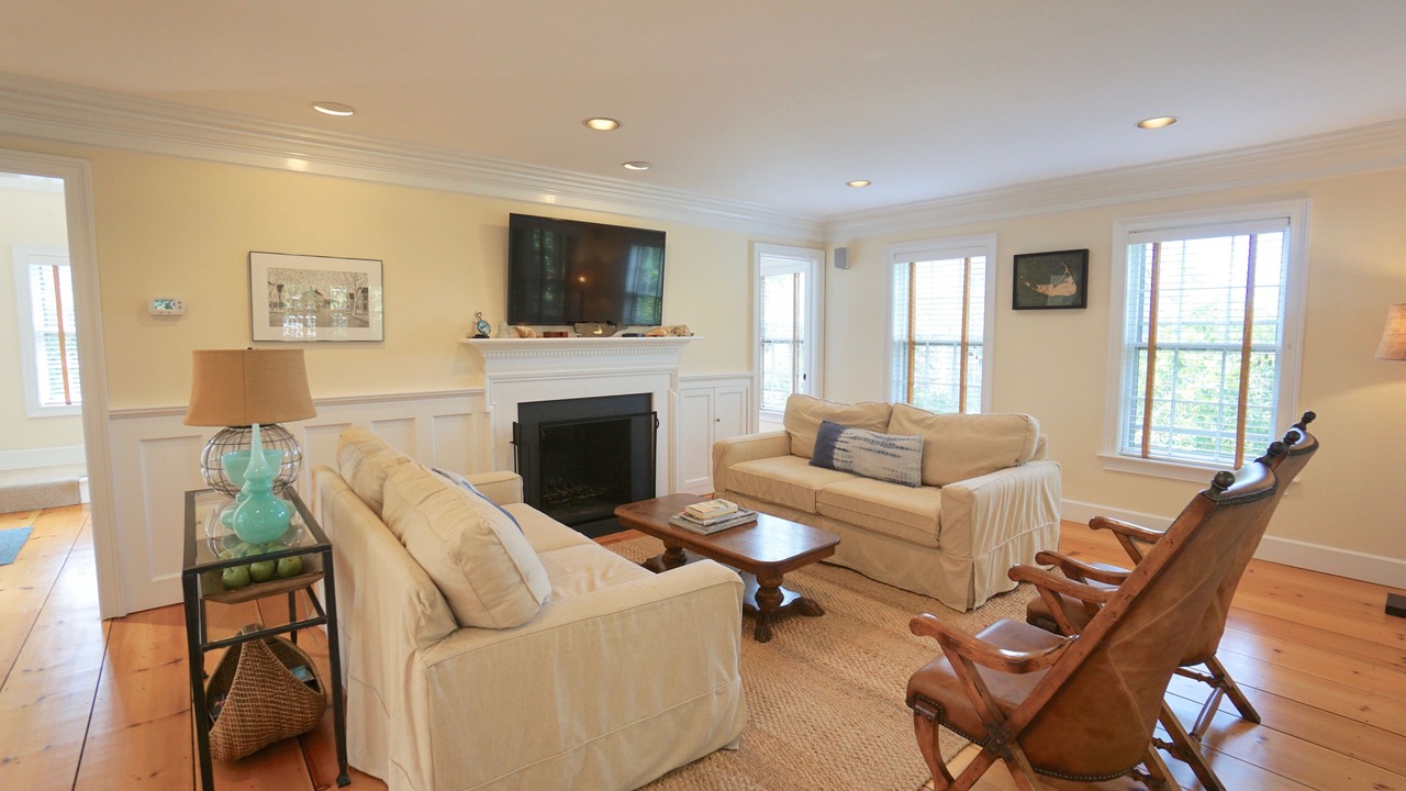 Photo of Livingroom in Nantucket Town