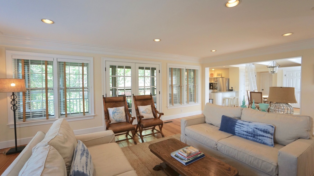 Photo of Livingroom in Nantucket Town