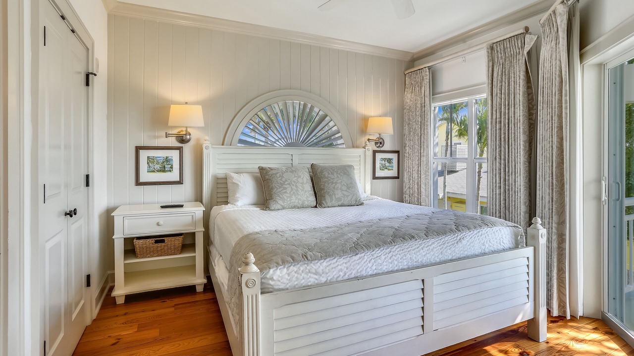 Photo of Bedroom in Holmes Beach