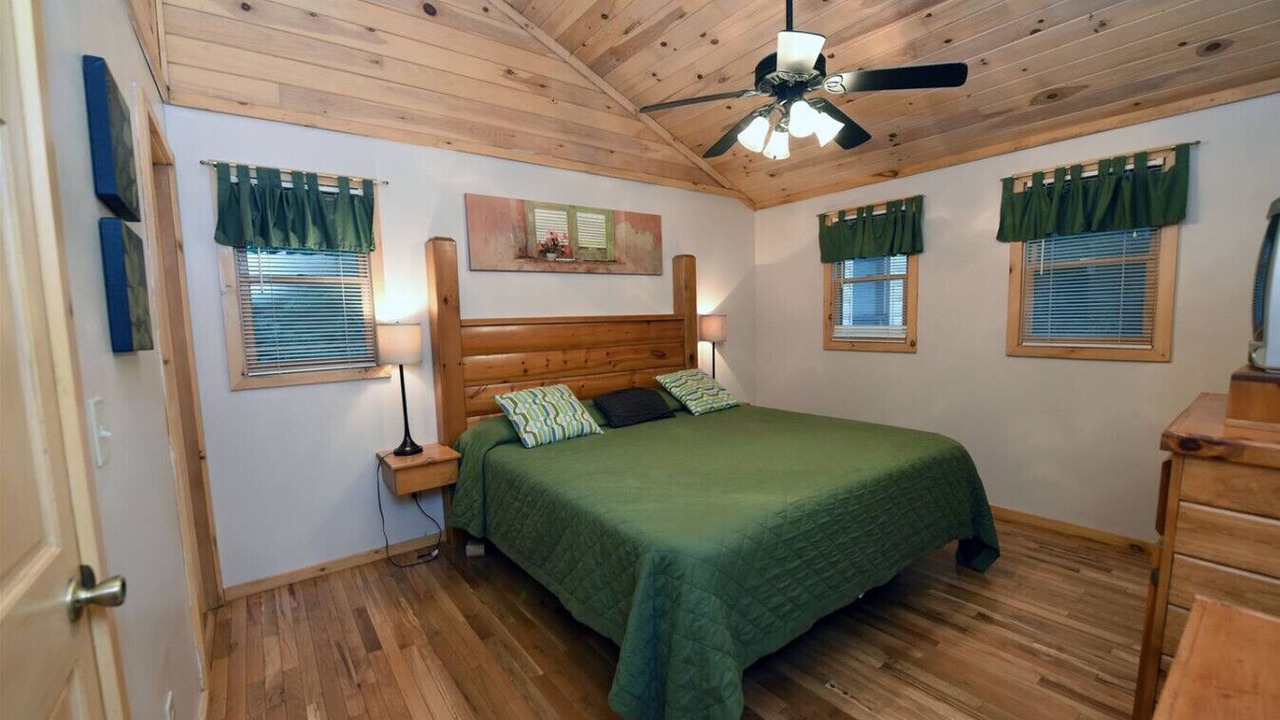Photo of Others in Foxfire Estates