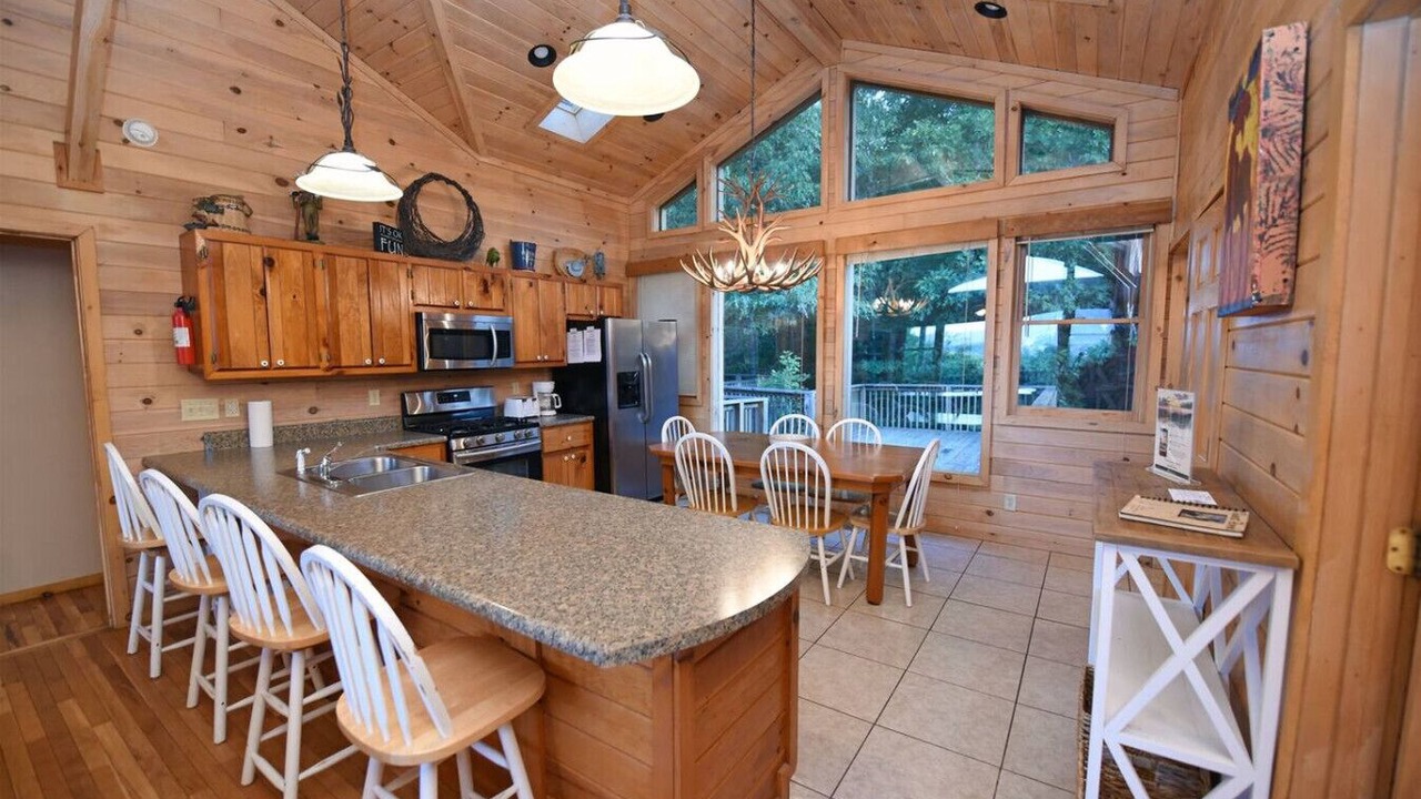 Photo of Others in Foxfire Estates