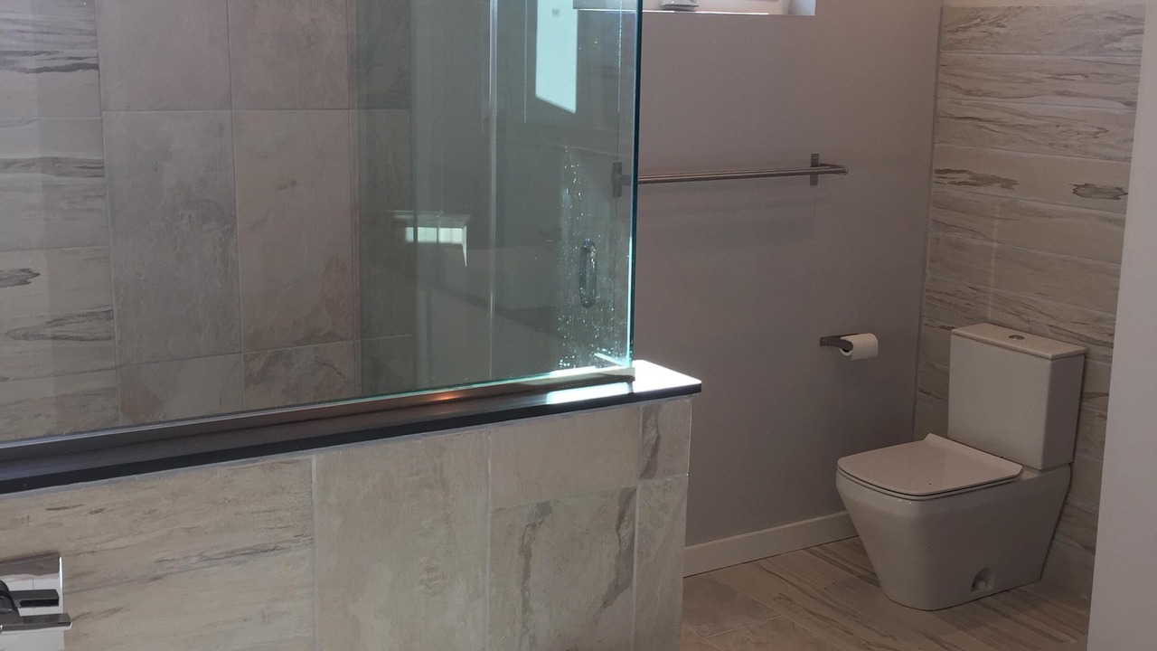 Photo of Bathroom in Point Breeze
